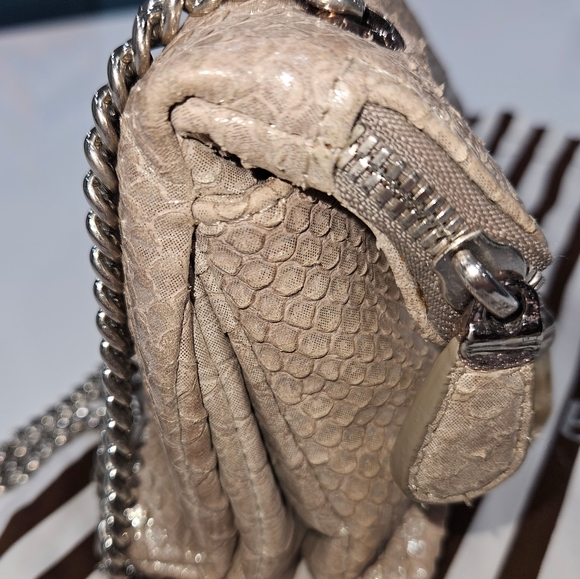 Henri Bendel Iridescent Snake Bag - Picture 4 of 15